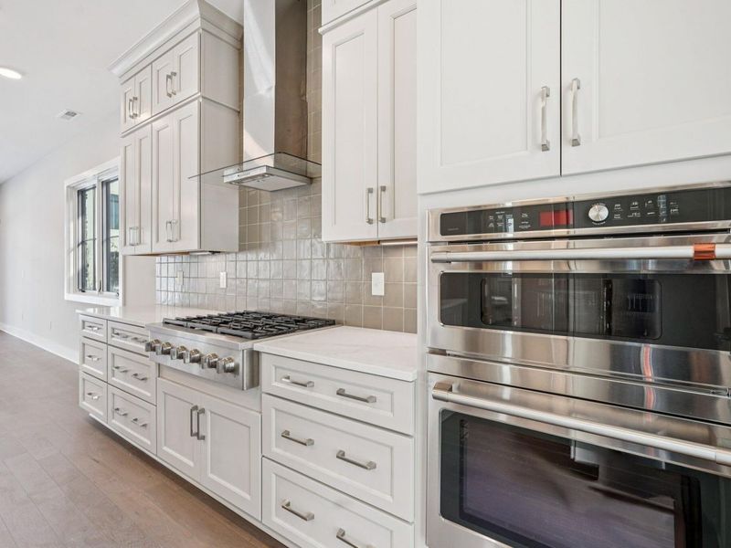 2828 Kobuk Drive, Columbus, OH 43228 Photo 9