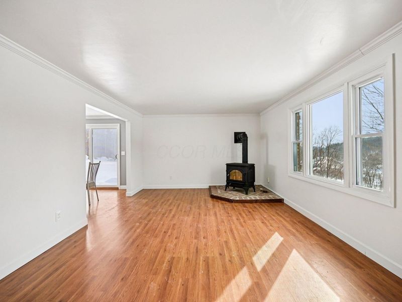 10410 Pleasant Valley Road NE, Frazeysburg, OH 43822 Photo 2