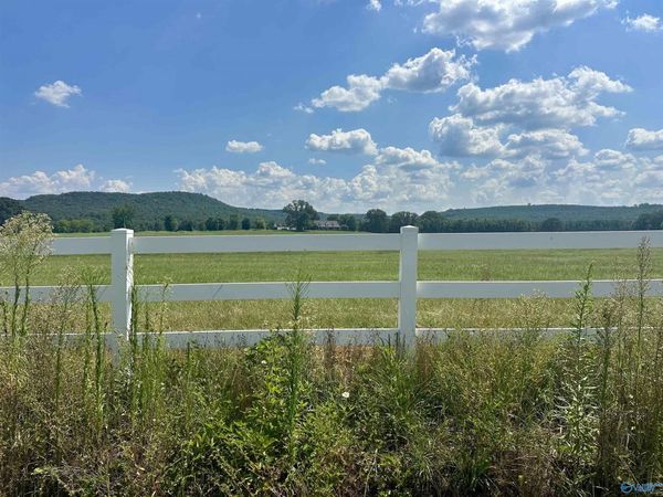 Tract C Old Memphis Pike, Tuscumbia, AL 35674