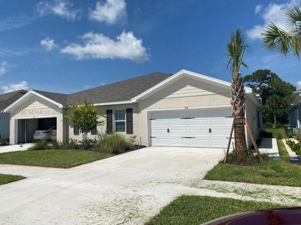 323 Raspberry Rd, Unit 323, Fort Pierce, FL 34981