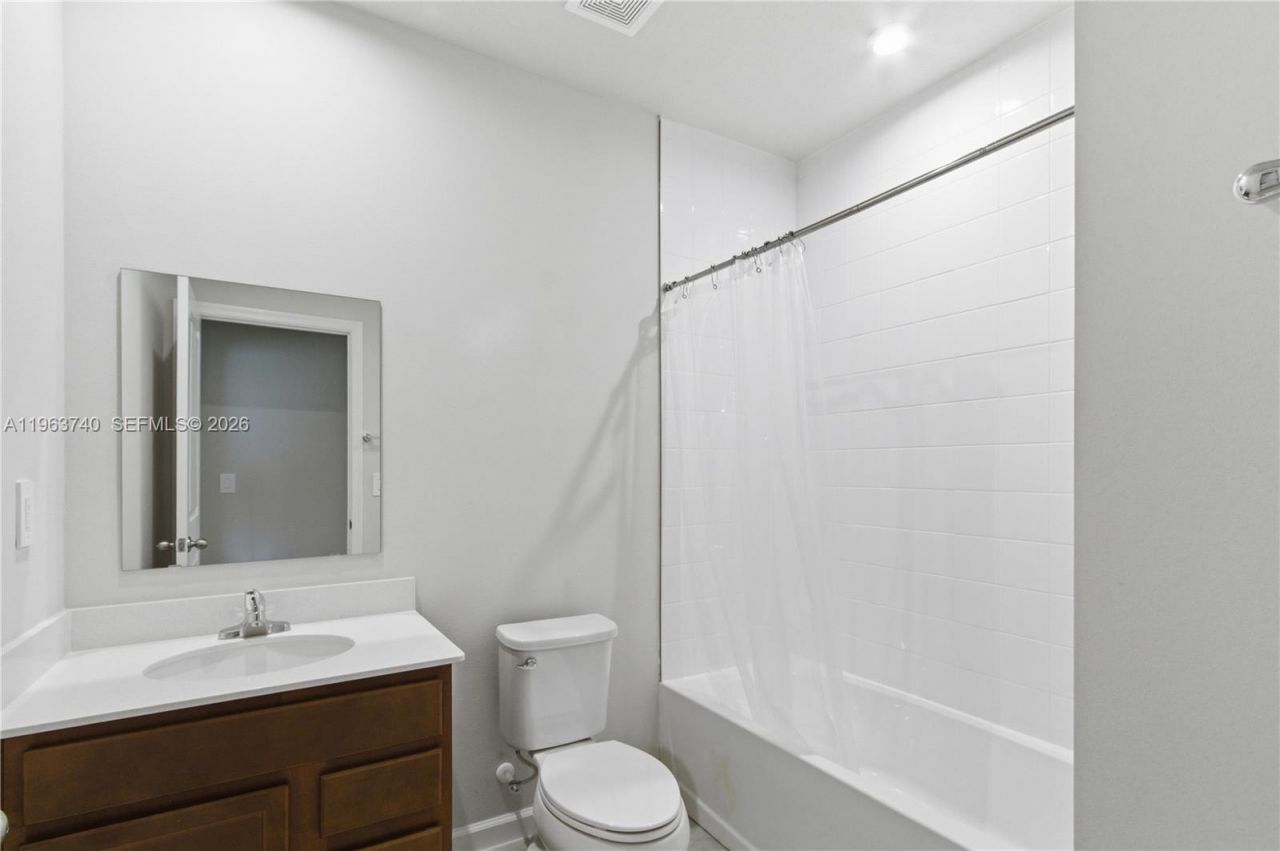 323 Raspberry Rd, Unit 323, Fort Pierce, FL 34981 Photo