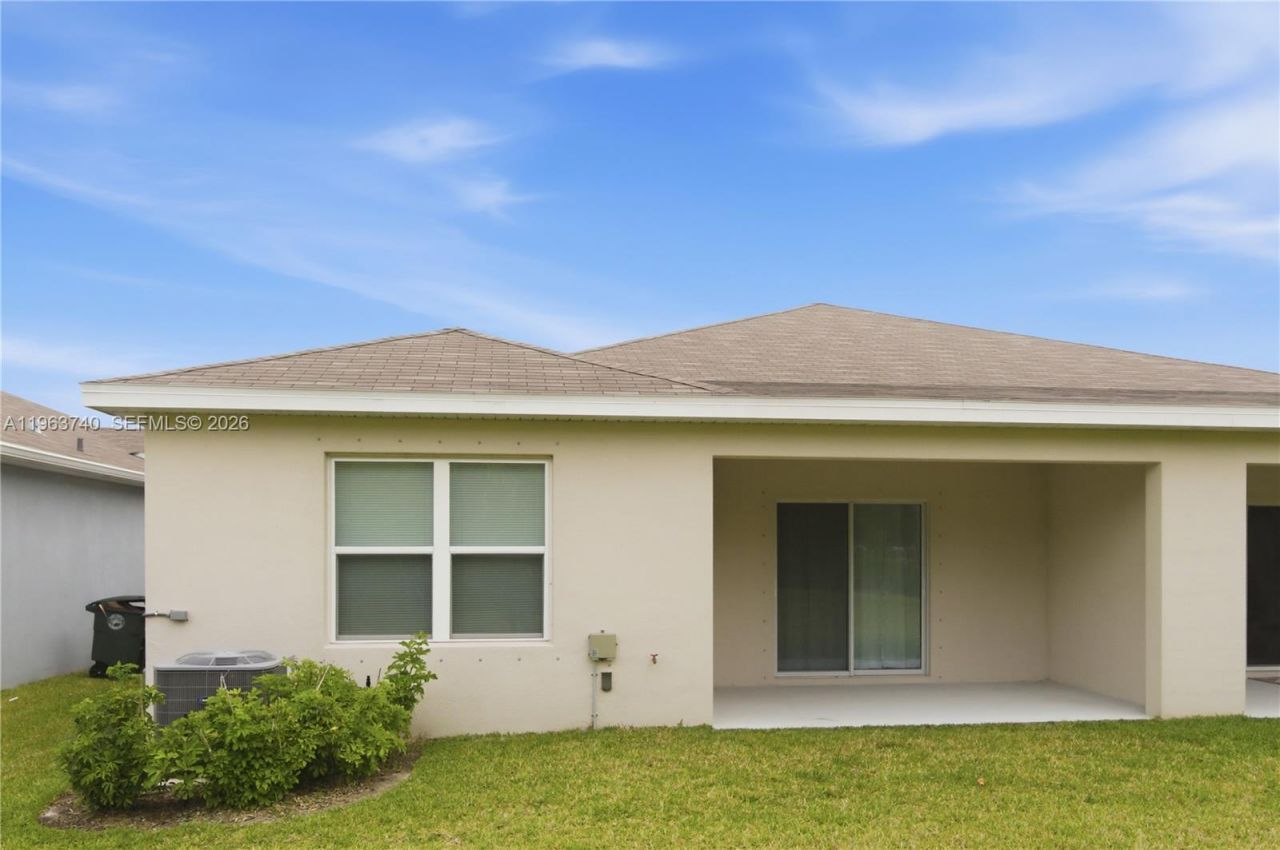 323 Raspberry Rd, Unit 323, Fort Pierce, FL 34981 Photo