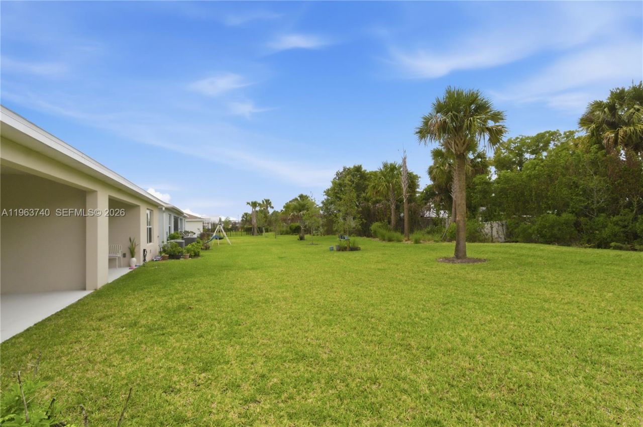 323 Raspberry Rd, Unit 323, Fort Pierce, FL 34981 Photo