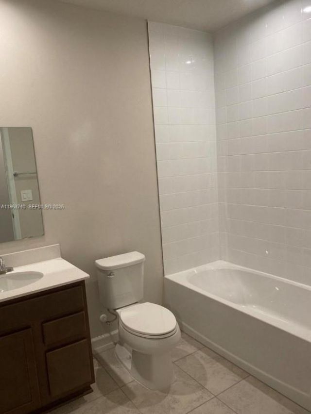 323 Raspberry Rd, Unit 323, Fort Pierce, FL 34981 Photo