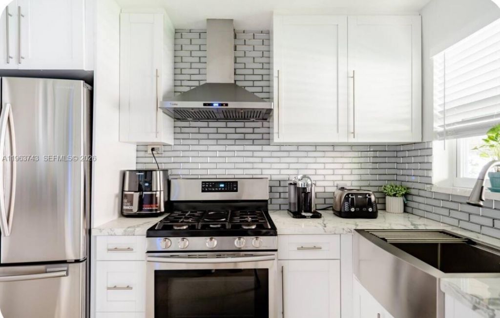 1305 W 53rd St, Unit 102, Hialeah, FL 33012 Photo