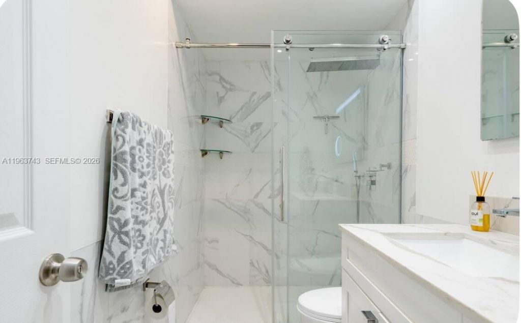 1305 W 53rd St, Unit 102, Hialeah, FL 33012 Photo