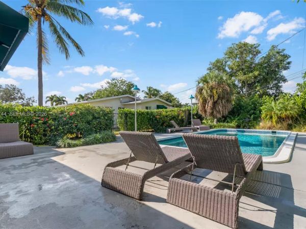 601 SW 17th St, Unit 1-4, Fort Lauderdale, FL 33315