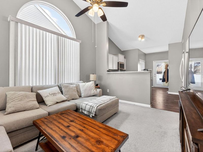 5772 Passage Creek Drive, Dublin, OH 43016 Photo 4