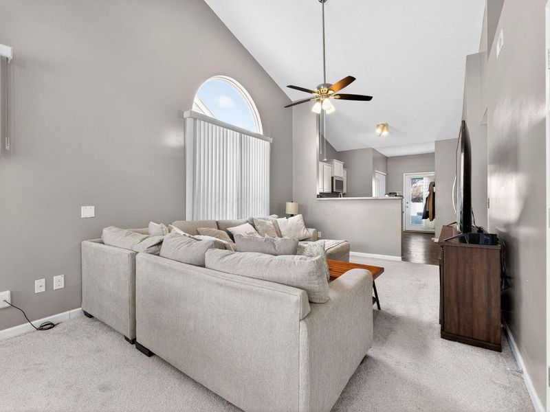 5772 Passage Creek Drive, Dublin, OH 43016 Photo 6