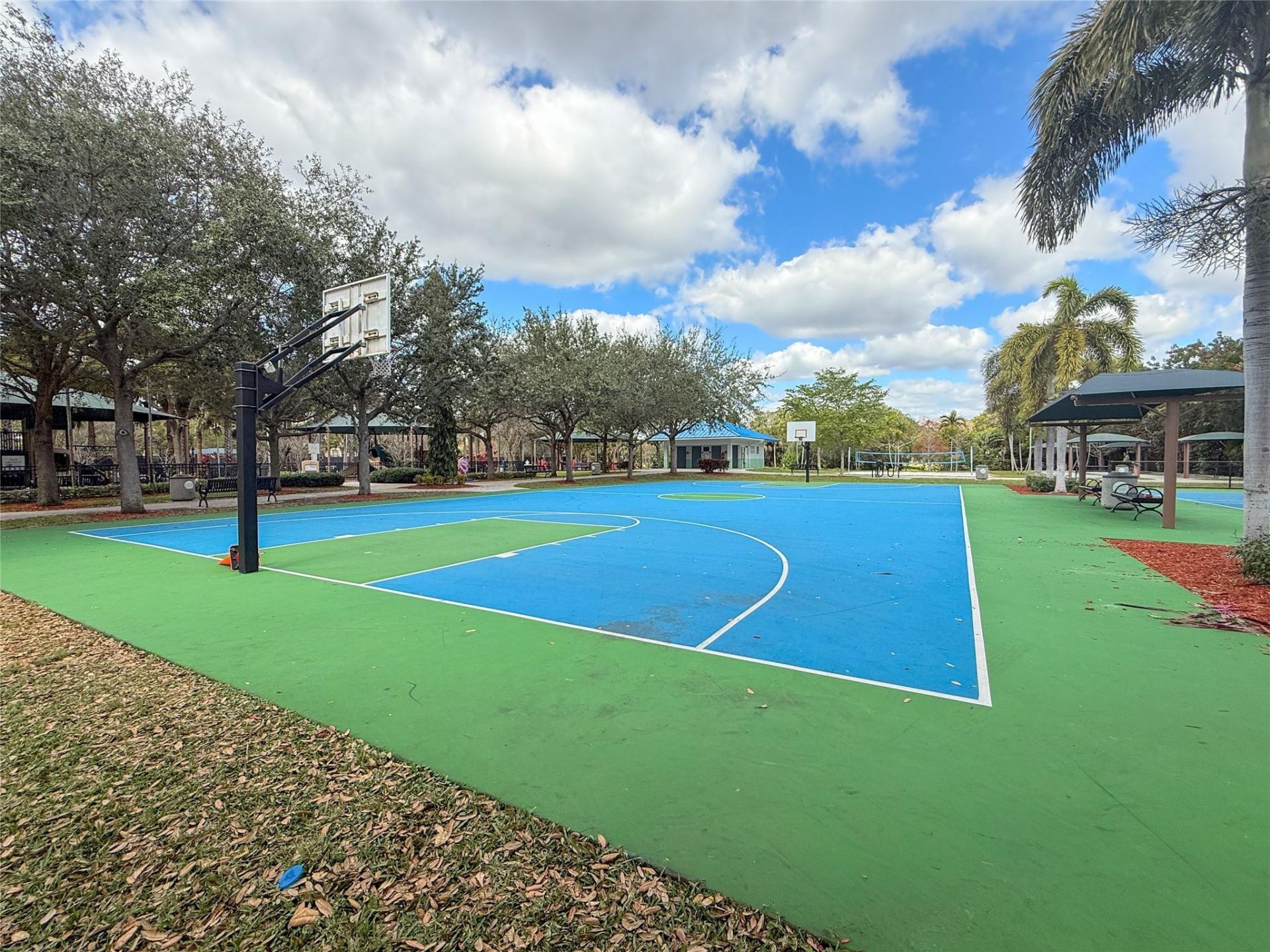 605 Oaks Drive, Unit 703, Pompano Beach, FL 33069 Photo