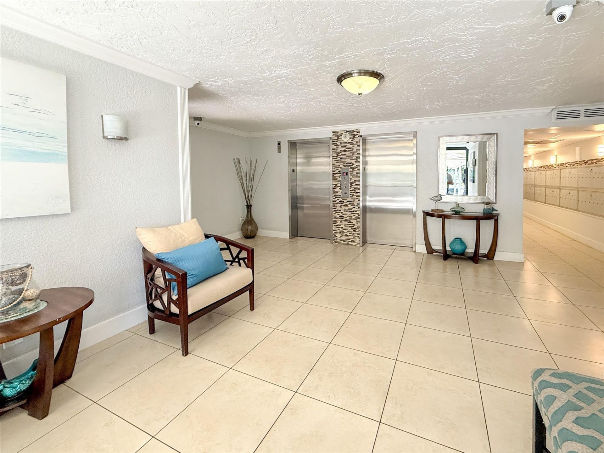 605 Oaks Drive, Unit 703, Pompano Beach, FL 33069 Photo