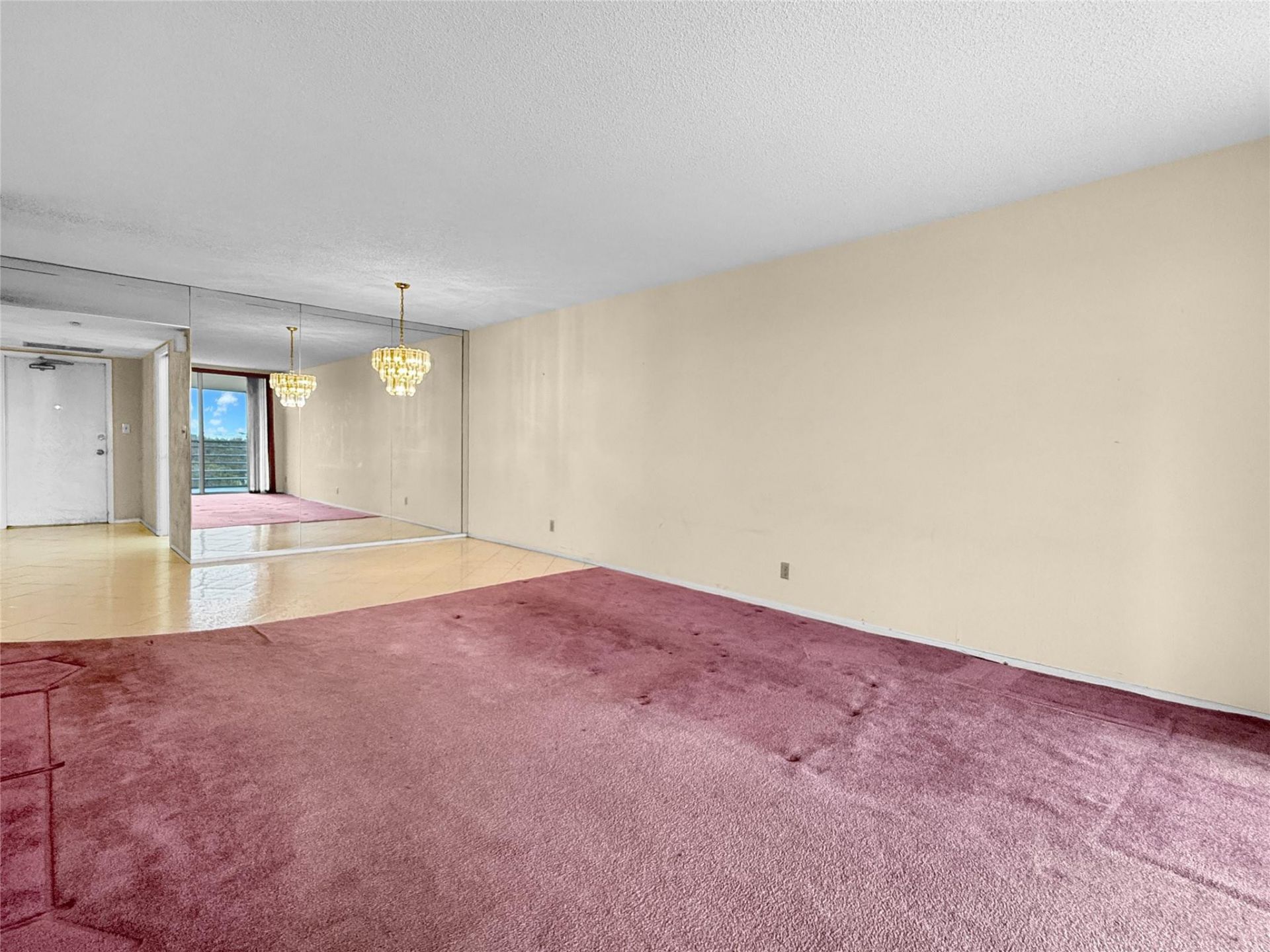 605 Oaks Drive, Unit 703, Pompano Beach, FL 33069 Photo