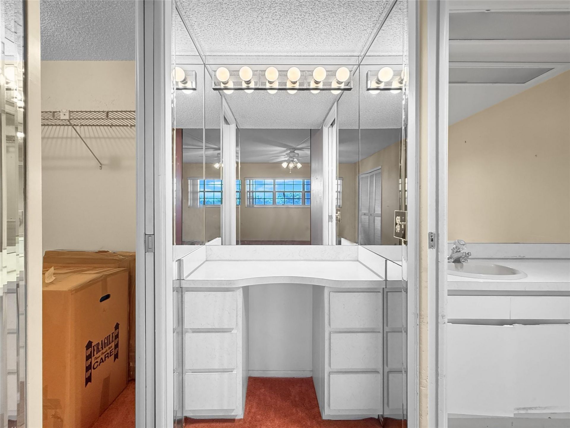 605 Oaks Drive, Unit 703, Pompano Beach, FL 33069 Photo