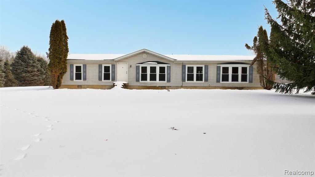 3220 N Summers Road, Goodland Township, MI 48444 Main Photo