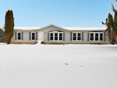 3220 N Summers Road, Goodland Twp, MI 48444