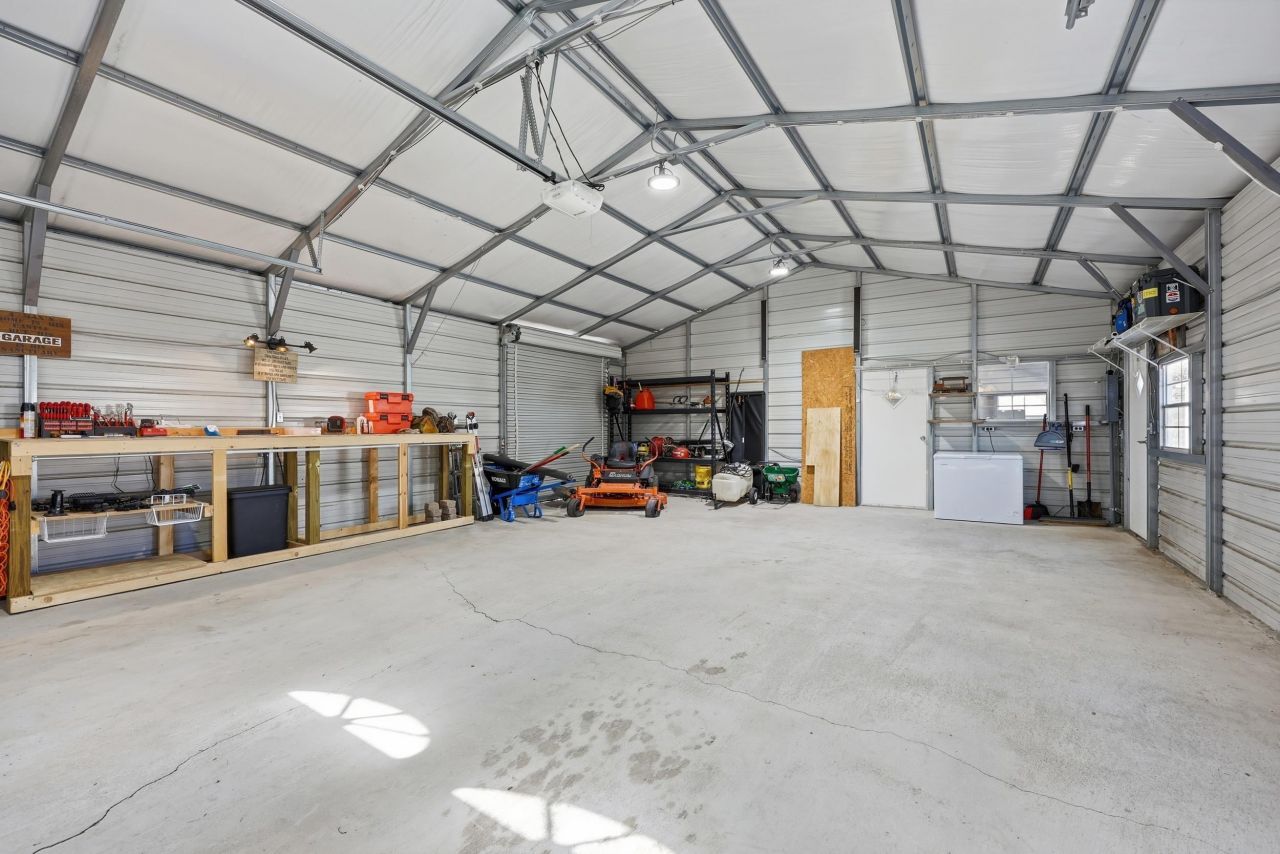 1309 Ralph Rd. Photo 4