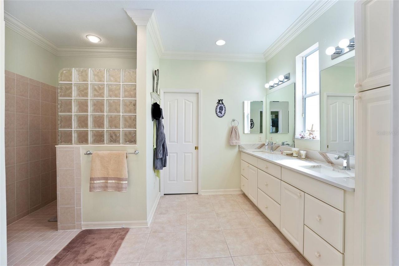 1374 Patrick Place, The Villages, FL 32162 Photo