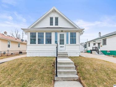 3857 Gold Street, Omaha, NE 68105