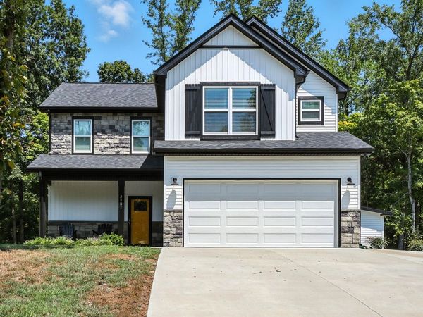 2981 Sharp Top Rd, Palmyra, TN 37142