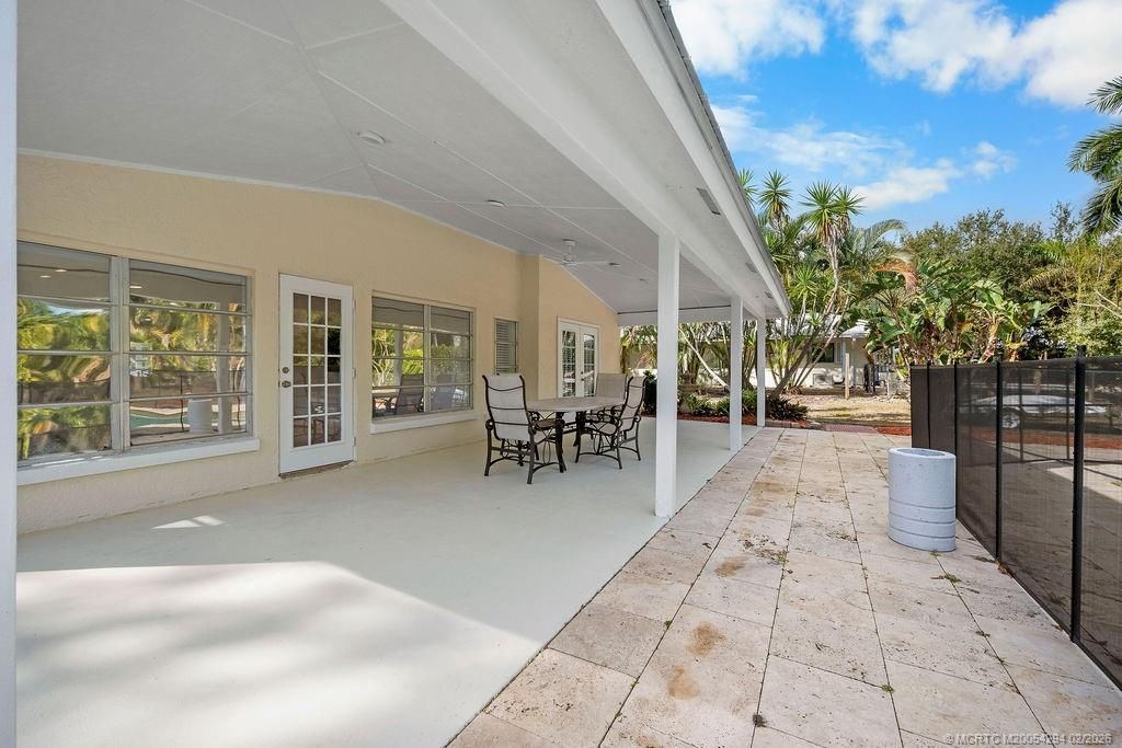 632 NW Sunset Drive, Stuart, FL 34994 Photo