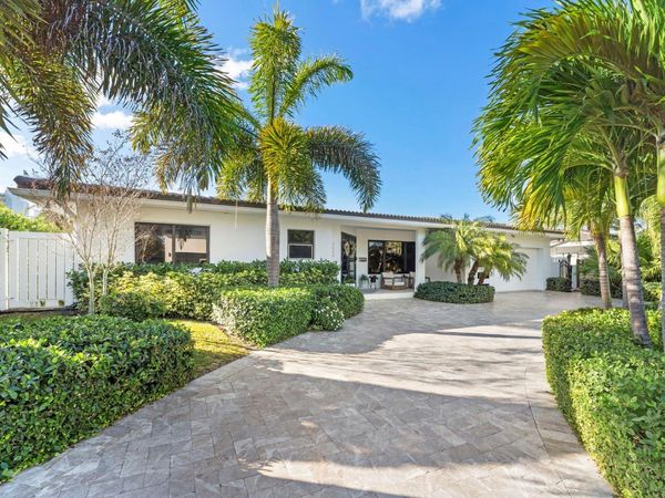 2636 Grace Dr, Fort Lauderdale, FL 33316