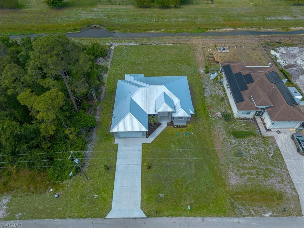 417 Paddock St, Lehigh Acres, FL 33974 Photo