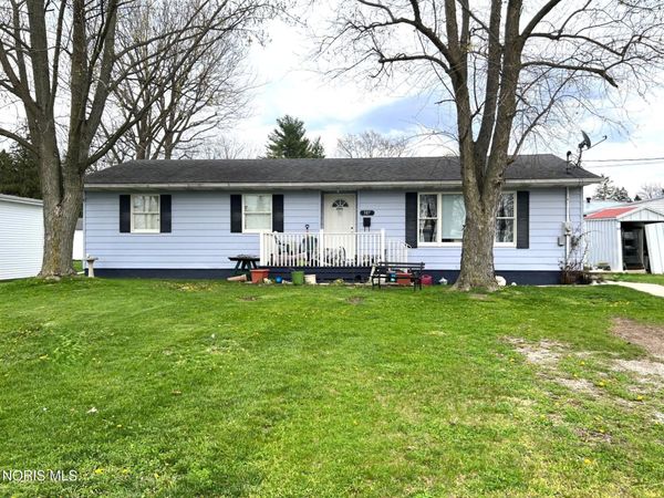 387 S Warpole Street, Upper Sandusky, OH 43351