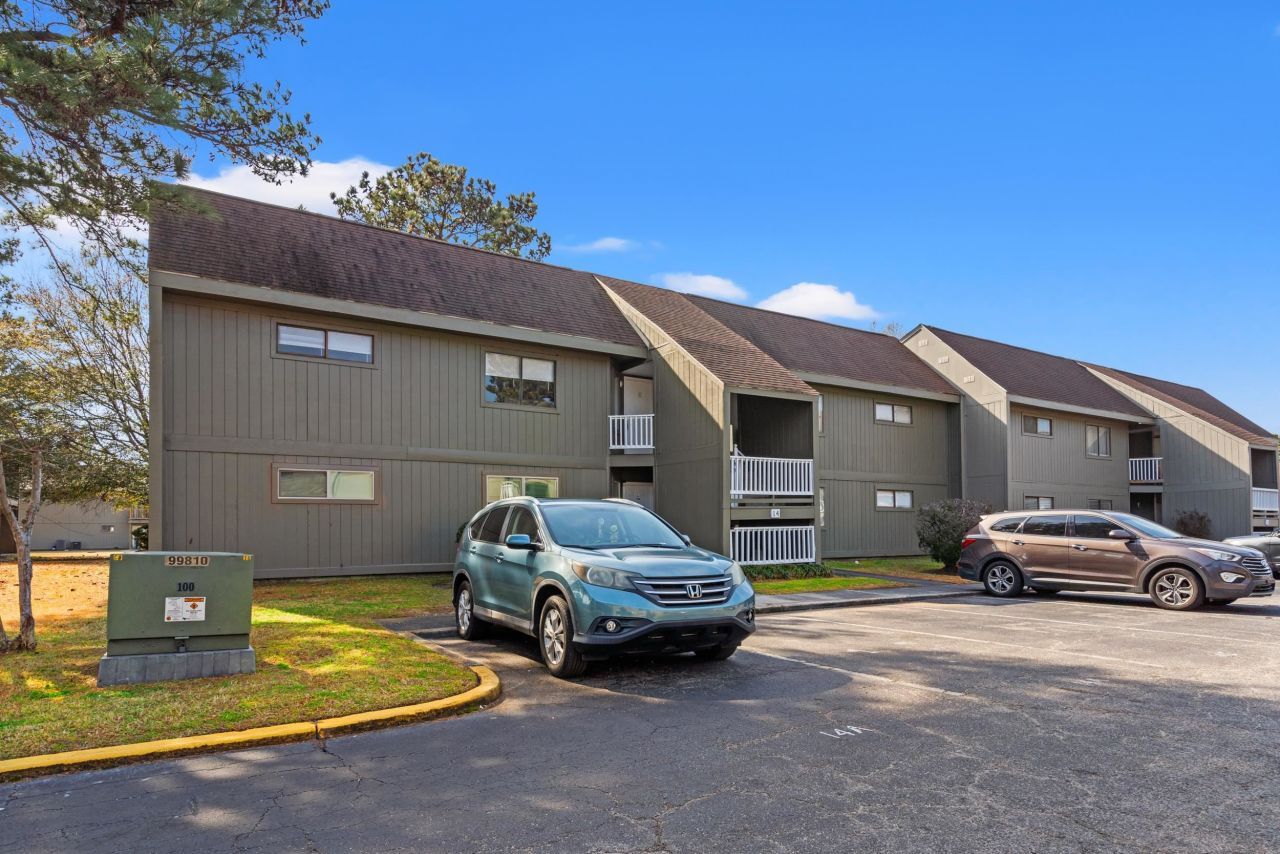 2000 Greens Blvd. Photo 16