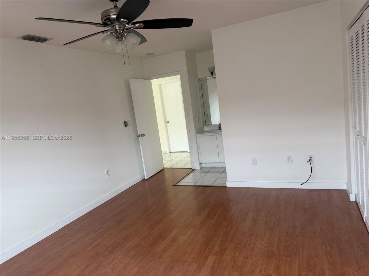 10101 W Okeechobee Rd, Unit 17202, Hialeah Gardens, FL 33016 Photo