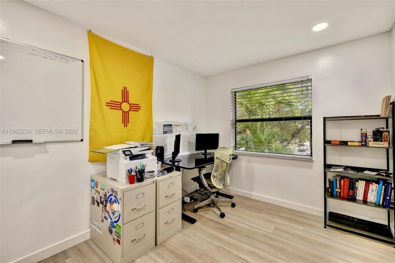 499 SE 13th St , Unit 7E, Fort Lauderdale, FL 33316 Photo