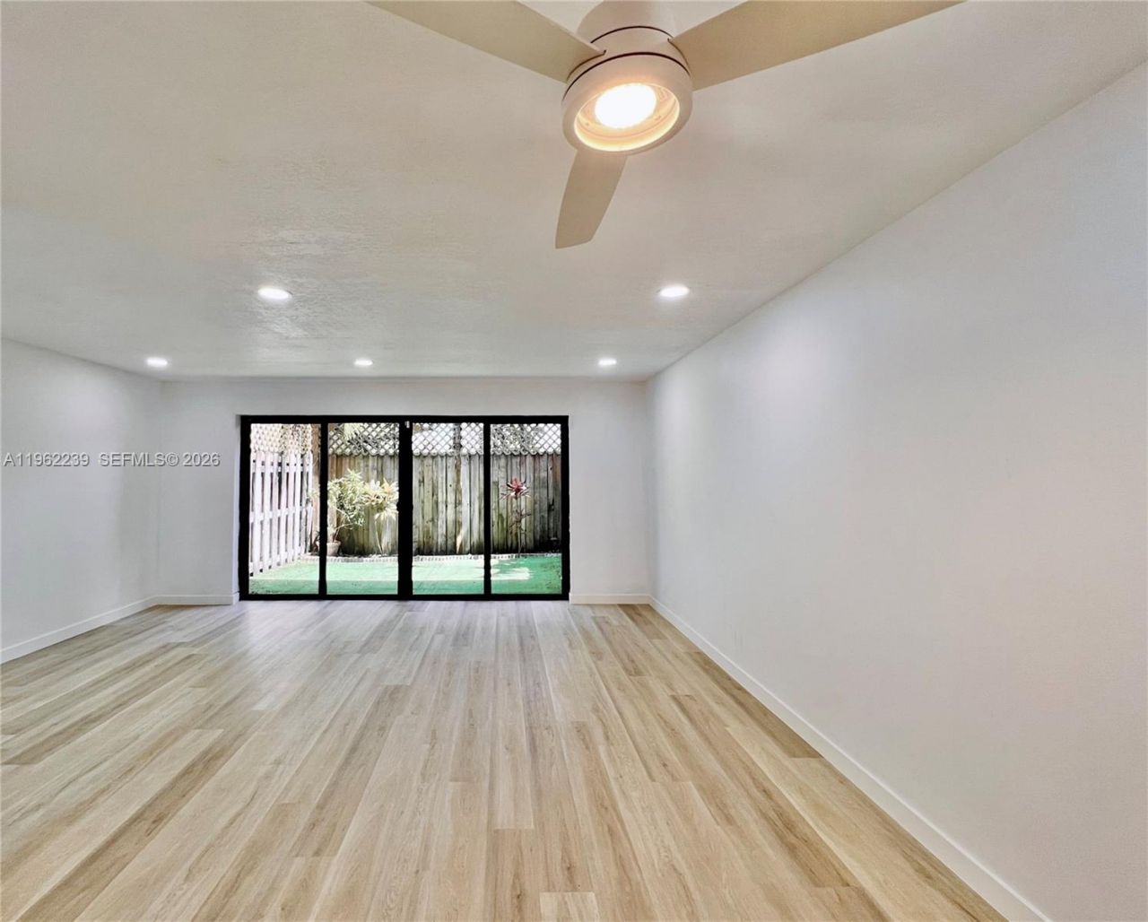 499 SE 13th St , Unit 7E, Fort Lauderdale, FL 33316 Photo