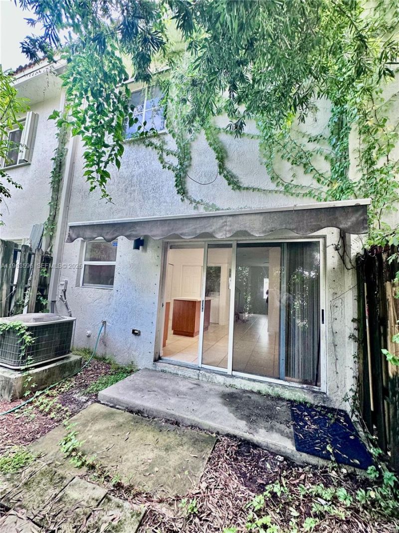 1631 SE 30th St, Unit 1631, Homestead, FL 33035 Photo