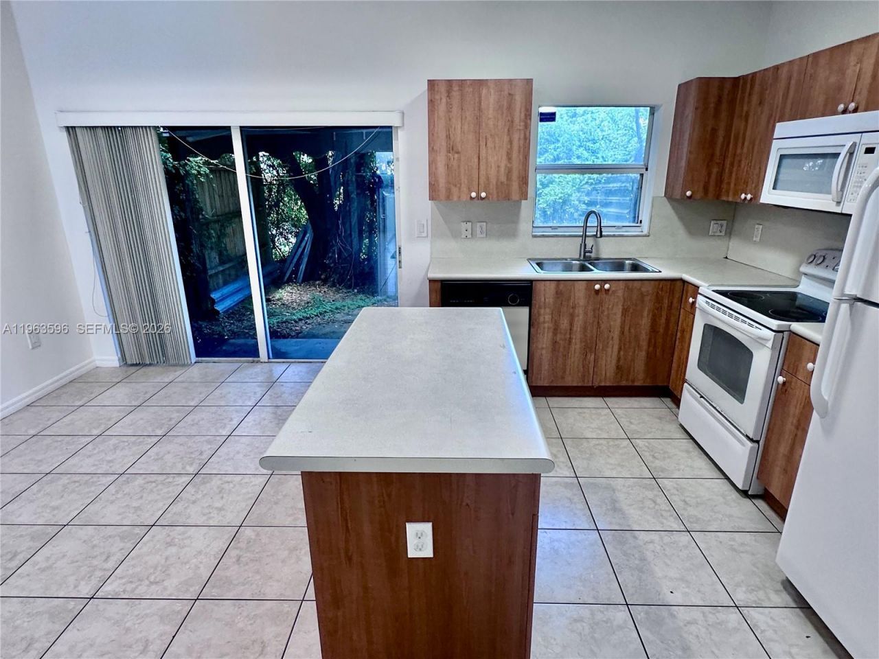 1631 SE 30th St, Unit 1631, Homestead, FL 33035 Photo