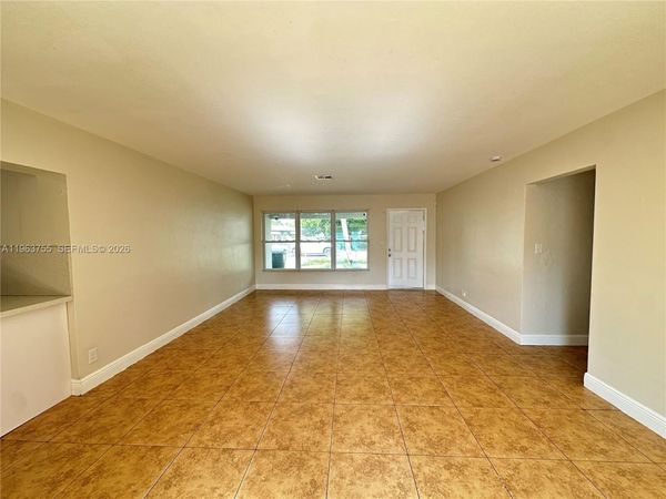 180 Penn Way , Fort Lauderdale, FL 33312