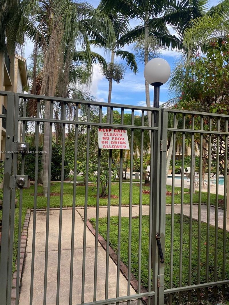 9999 Summerbreeze Dr , Unit 315, Sunrise, FL 33322 Photo