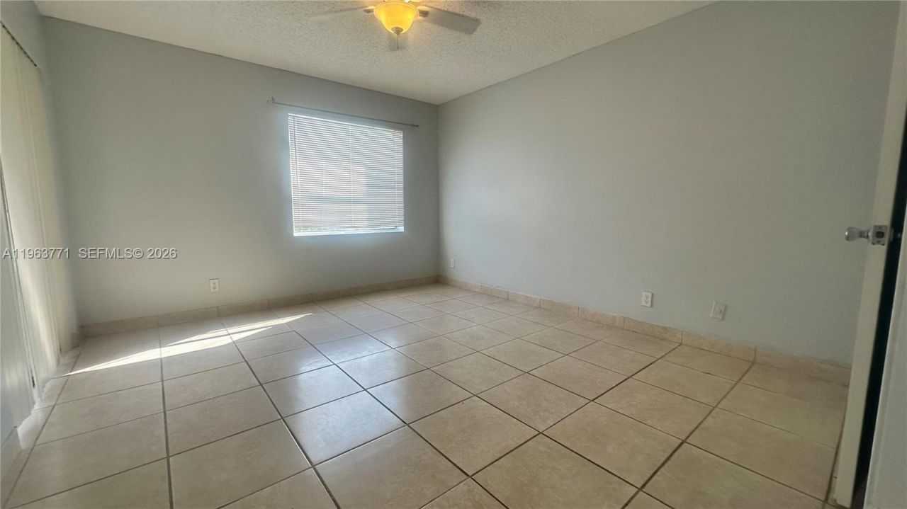 9999 Summerbreeze Dr, Unit 315, Sunrise, FL 33322 Photo