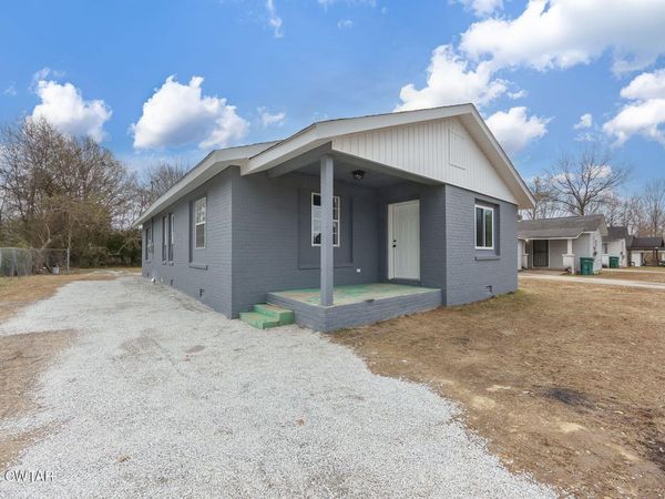 219 Walker Avenue , Jackson, TN 38301