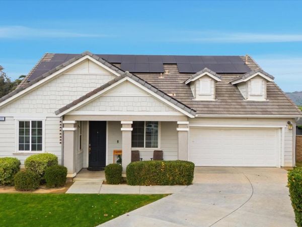 6123 Pilar Way, Bakersfield, CA 93306