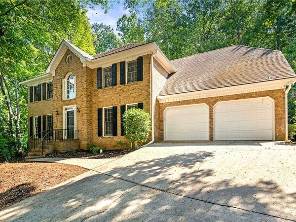 4397 Windsor Oaks Circle, Marietta, GA 30066