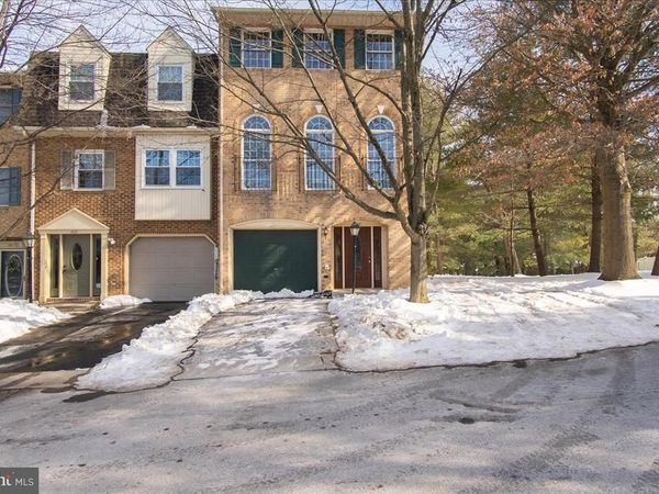 1015 LINDSAY LANE, HAGERSTOWN, MD 21742