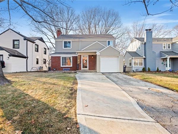 6820 Holmes Road, Kansas City, MO 64131