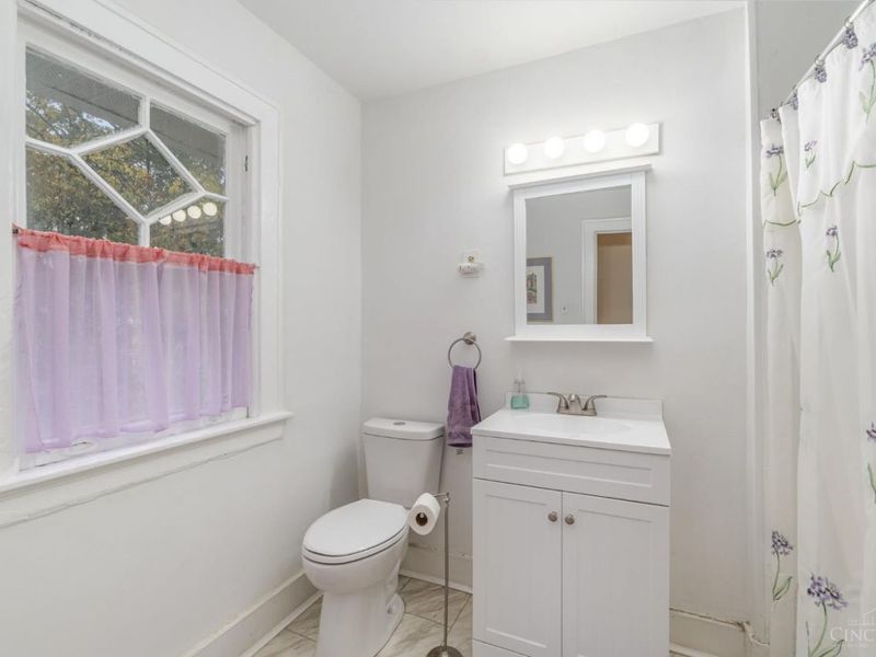 3954 Glencross Avenue, Cincinnati, OH 45217 Photo 14