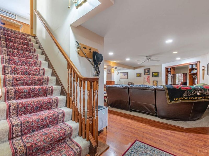 7815 Bennington Drive, West Chester, OH 45241 Photo 2