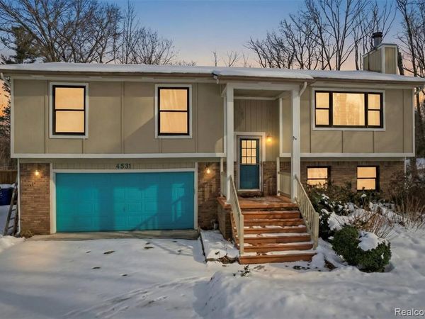 4531 Clifford Road, Genoa Twp, MI 48116