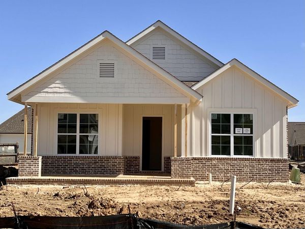 10236 LOUANNE DR, Collierville, TN 38017