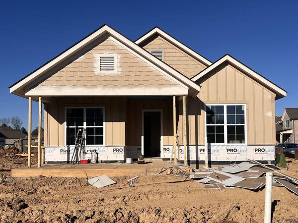 10236 LOUANNE DR, Collierville, TN 38017