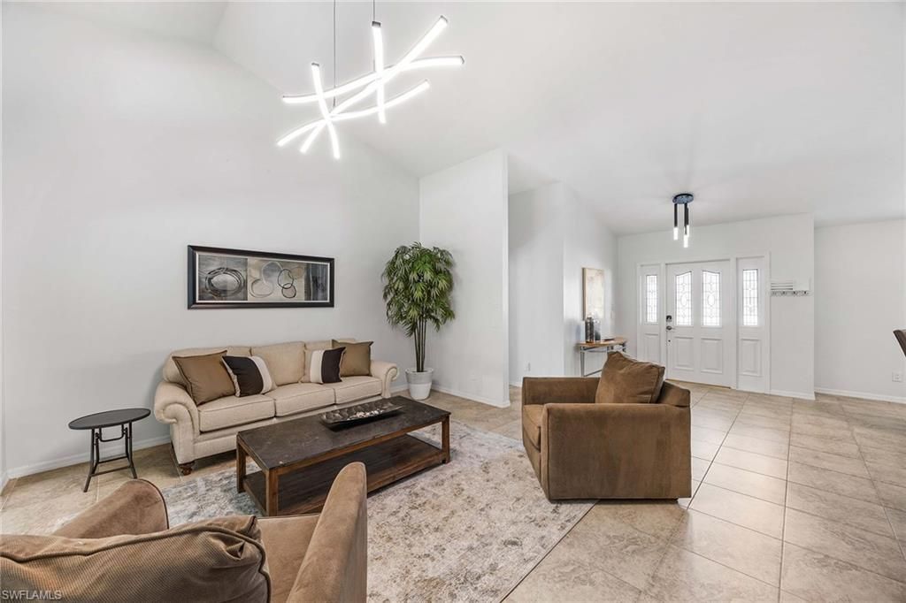 2529 Kings Lake Blvd, Naples, FL 34112 Photo