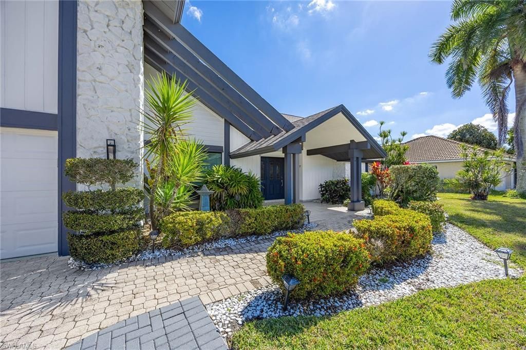 2529 Kings Lake Blvd, Naples, FL 34112 Photo