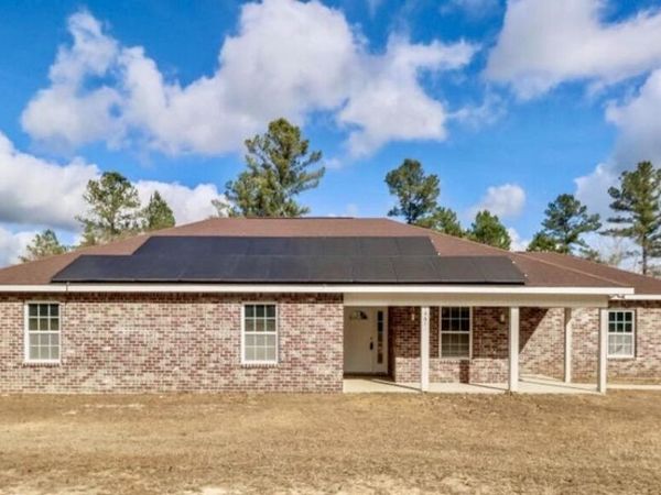 1061 E Mchenry Road, Perkinston, MS 39573