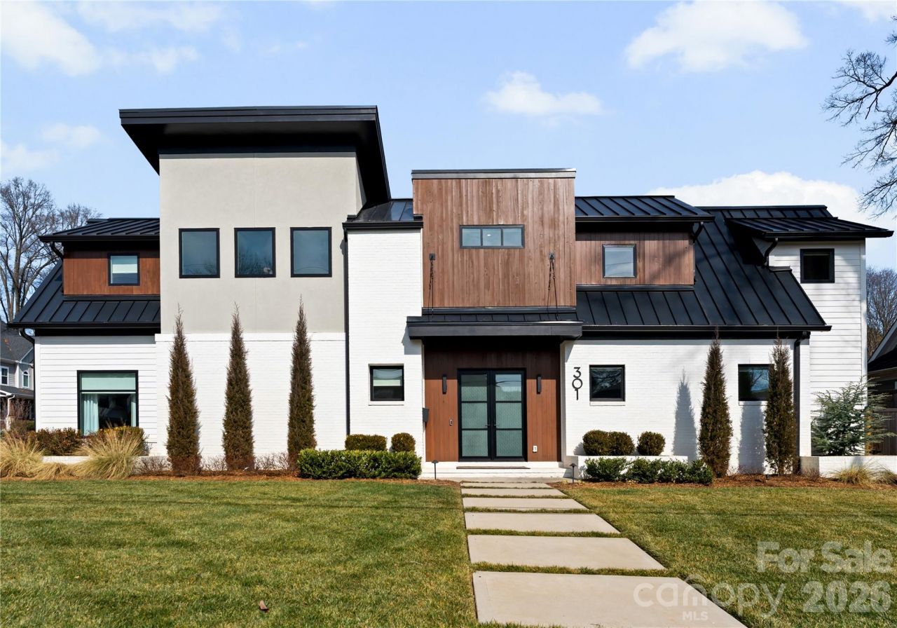 301 Dover Avenue, Charlotte, NC 28209 Main Photo